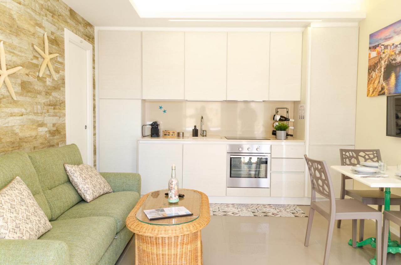 Apulialux Little Jem W Jacuzzi / 180 Steps From Sea Villa Полиняно а Маре Екстериор снимка