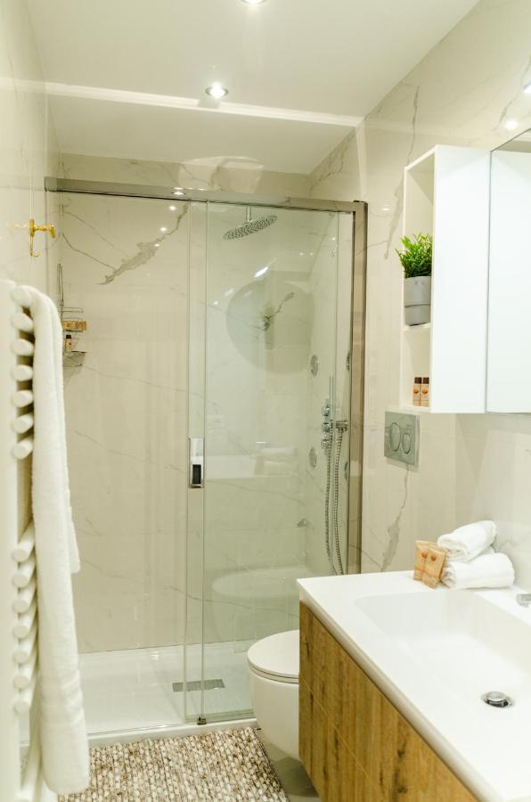 Apulialux Little Jem W Jacuzzi / 180 Steps From Sea Villa Полиняно а Маре Екстериор снимка